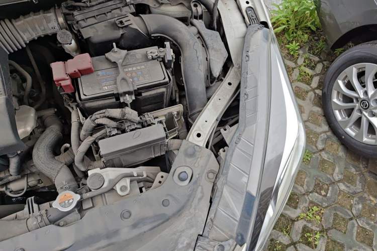 Used Nissan Lannia 2019 1.6L CVT Smart Connect Smart Cool Version China V Standard Engine Bay Left