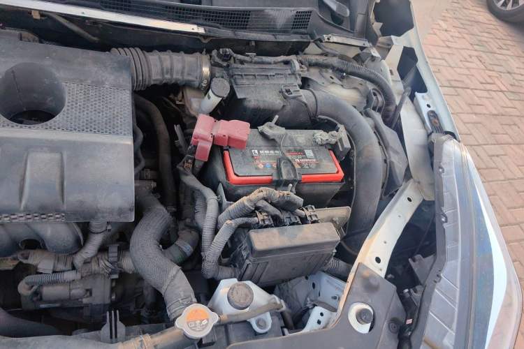 Used Nissan Lannia 2019 1.6L CVT Cool Edition China VI Engine Bay Left
