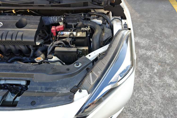 Used Nissan Lannia 2019 1.6L CVT Smart Connect Smart Cool Version China VI Standard Engine Bay Left
