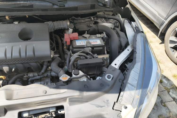 Used Nissan Lannia 2019 1.6L CVT Smart Connect Smart Cool Version China V Standard Engine Bay Left