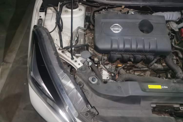 Used Nissan Lannia 2019 1.6L CVT Smart Connect Smart Cool Version China V Standard Engine Bay Right