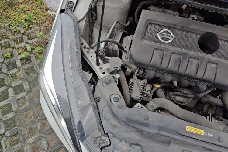 Used Nissan Lannia 2019 1.6L CVT Smart Connect Smart Cool Version China V Standard Engine Bay Right