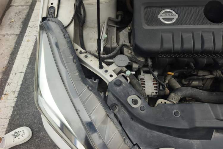 Used Nissan Lannia 2019 1.6L CVT Smart Connect Smart Cool Version China VI Standard Engine Bay Right
