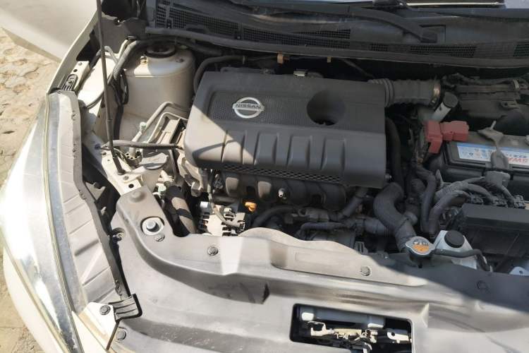 Used Nissan Lannia 2019 1.6L CVT Smart Connect Smart Cool Version China V Standard Engine Bay Right