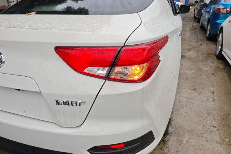 Used Nissan Lannia 2019 1.6L Manual Cool Edition China VI Exterior 3