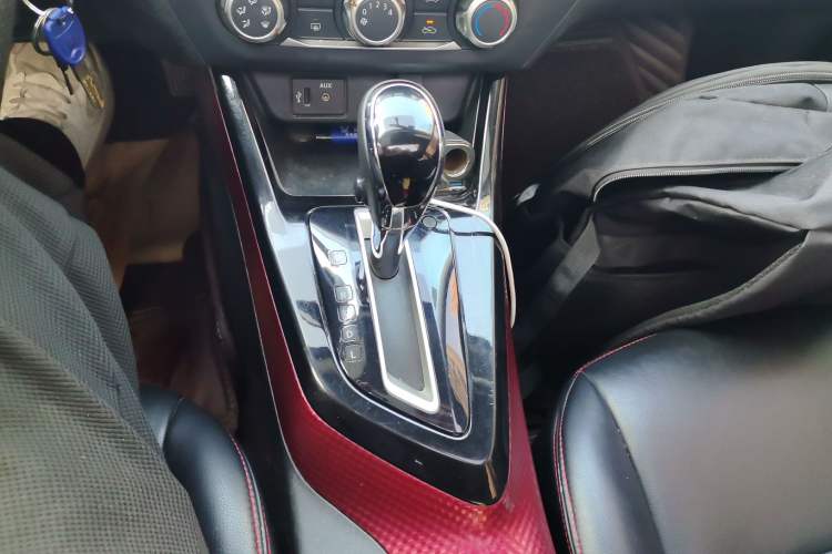 Used Nissan Lannia 2019 1.6L CVT Cool Edition China VI Gear Lever