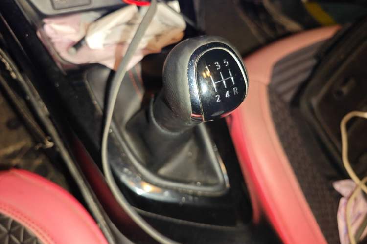 Used Nissan Lannia 2019 1.6L Manual Cool Edition China V Standard Gear Lever