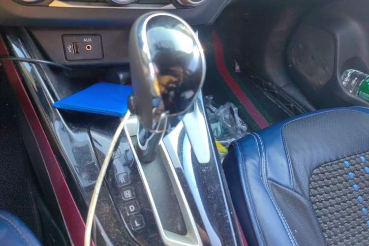 Used Nissan Lannia 2019 1.6L CVT Cool Edition China VI Gear Lever