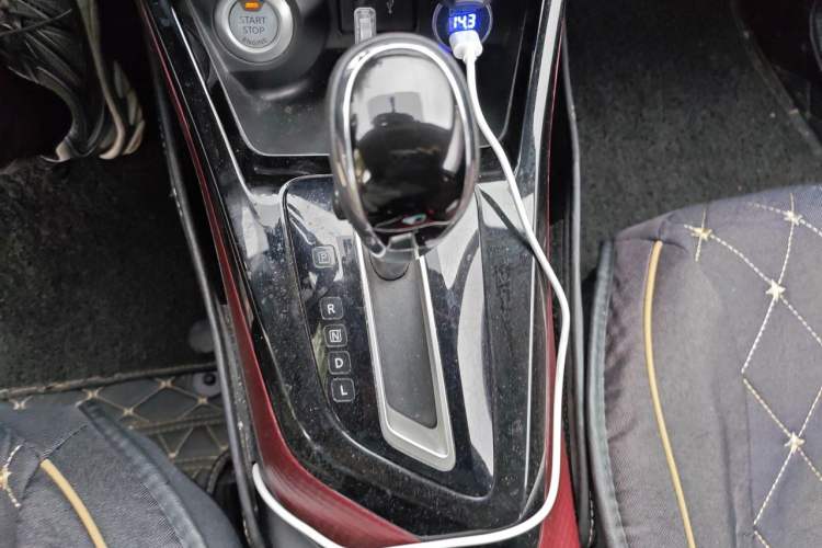 Used Nissan Lannia 2019 1.6L CVT Smart Connect Smart Cool Version China VI Standard Gear Lever