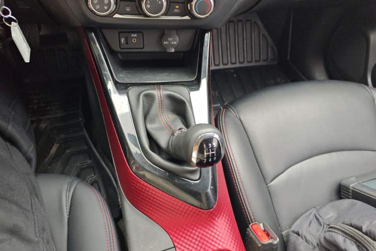 Used Nissan Lannia 2019 1.6L Manual Cool Edition China VI Gear Lever