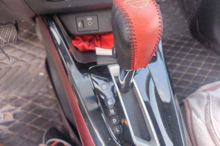 Used Nissan Lannia 2019 1.6L CVT Cool Edition China VI Gear Lever