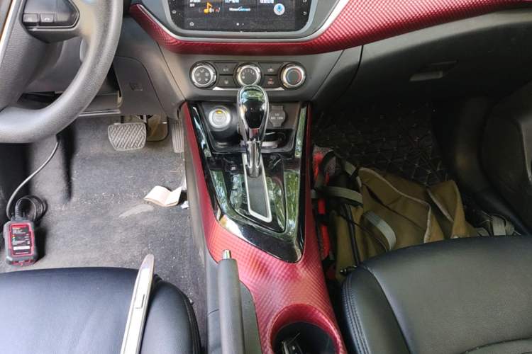 Used Nissan Lannia 2019 1.6L CVT Smart Connect Smart Cool Version China VI Standard Gear Lever