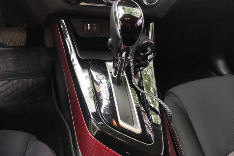 Used Nissan Lannia 2019 1.6L CVT Cool Edition China V Standard Gear Lever