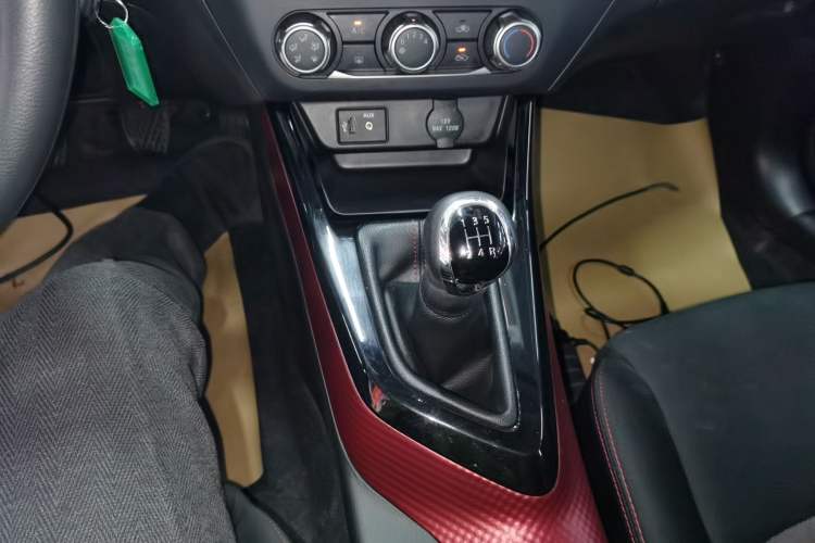 Used Nissan Lannia 2019 1.6L Manual Cool Edition China VI Gear Lever