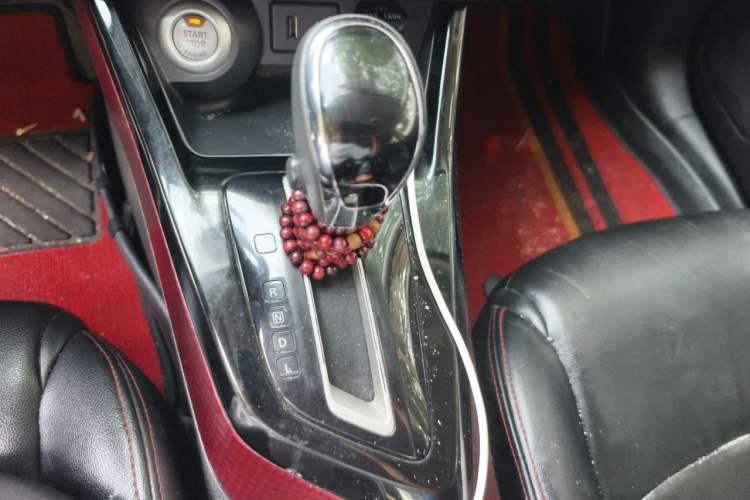 Used Nissan Lannia 2019 1.6L CVT Smart Connect Smart Cool Version China V Standard Gear Lever