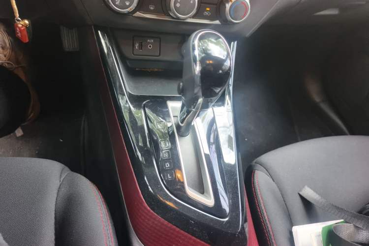 Used Nissan Lannia 2019 1.6L CVT Cool Edition China VI Gear Lever