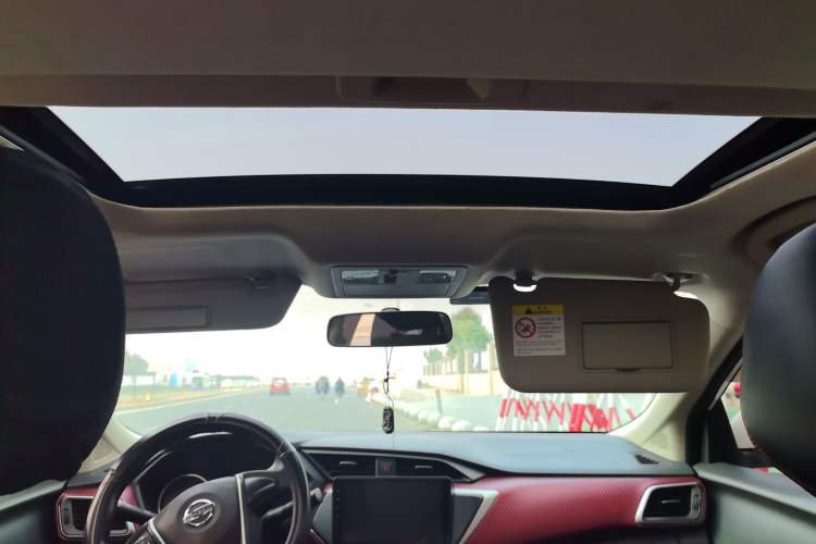 Used Nissan Lannia 2019 1.6L CVT Cool Edition China VI Headliner