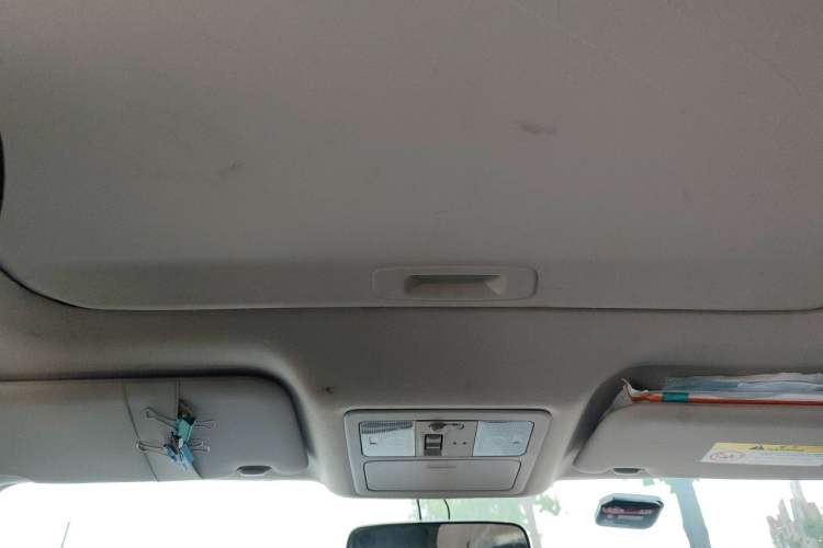 Used Nissan Lannia 2019 1.6L CVT Smart Connect Smart Cool Version China V Standard Headliner