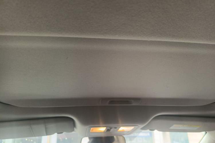 Used Nissan Lannia 2019 1.6L CVT Smart Connect Smart Cool Version China V Standard Headliner