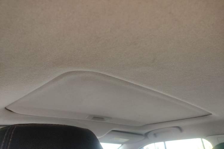 Used Nissan Lannia 2019 1.6L Manual Cool Edition China VI Headliner