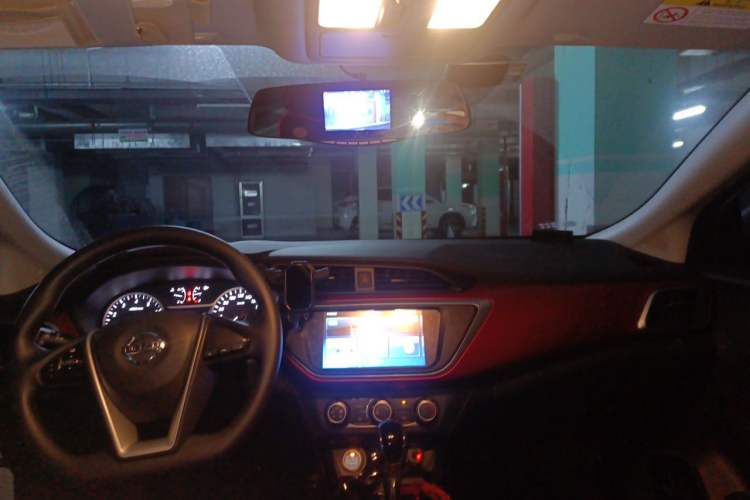 Used Nissan Lannia 2019 1.6L CVT Smart Connect Smart Cool Version China VI Standard Headliner