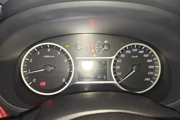 Used Nissan Lannia 2019 1.6L CVT Smart Connect Smart Cool Version China V Standard Instrument Cluster