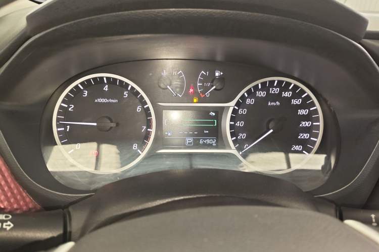 Used Nissan Lannia 2019 1.6L CVT Cool Edition China V Standard Instrument Cluster