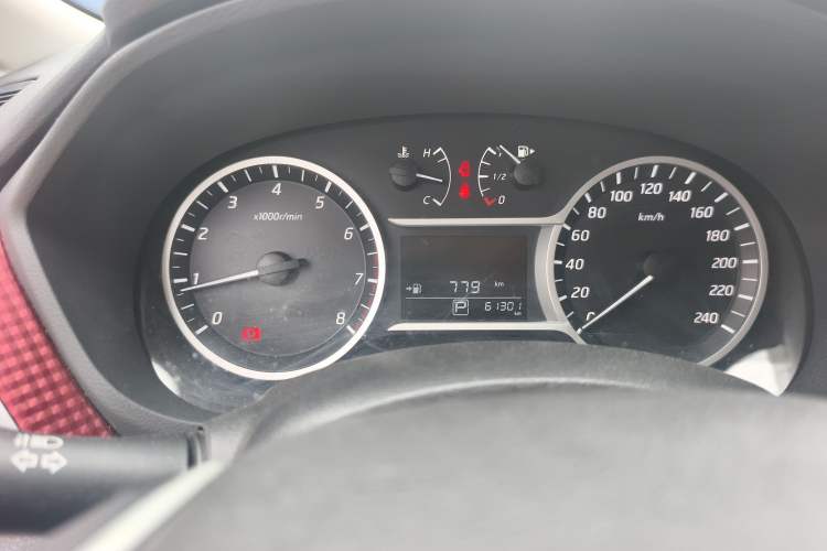 Used Nissan Lannia 2019 1.6L CVT Smart Connect Smart Cool Version China V Standard Instrument Cluster