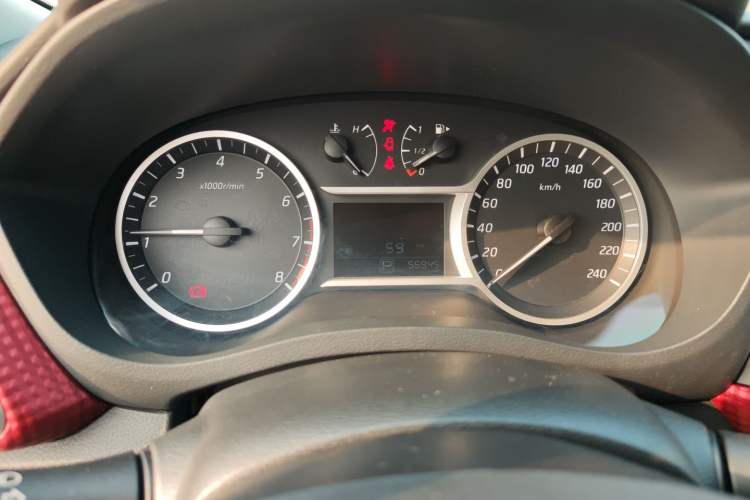 Used Nissan Lannia 2019 1.6L CVT Smart Connect Smart Cool Version China VI Standard Instrument Cluster