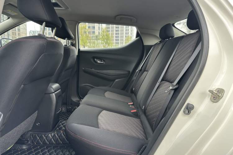 Used Nissan Lannia 2019 1.6L CVT Smart Connect Smart Cool Version China VI Standard Interior 8