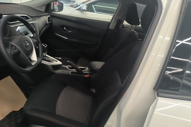 Used Nissan Lannia 2019 1.6L CVT Smart Connect Smart Cool Version China VI Standard Left Front Seat