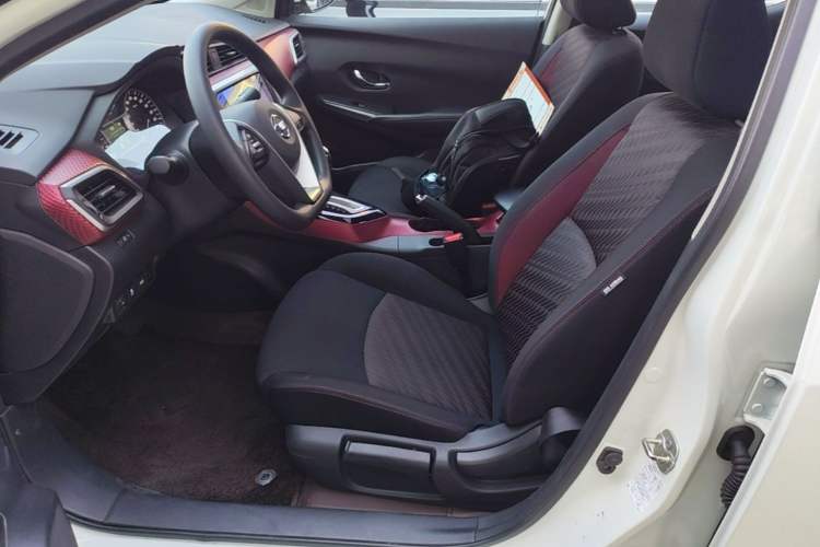 Used Nissan Lannia 2019 1.6L CVT Smart Connect Smart Cool Version China VI Standard Left Front Seat