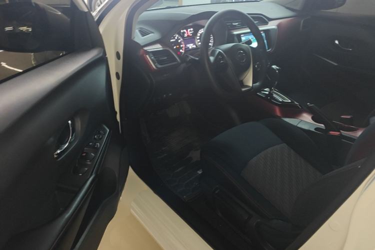 Used Nissan Lannia 2019 1.6L CVT Smart Connect Smart Cool Version China VI Standard Left Front Seat