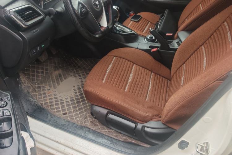 Used Nissan Lannia 2019 1.6L CVT Smart Connect Smart Cool Version China VI Standard Left Front Seat