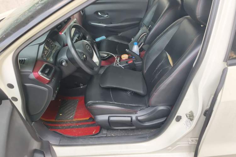 Used Nissan Lannia 2019 1.6L CVT Smart Connect Smart Cool Version China V Standard Left Front Seat