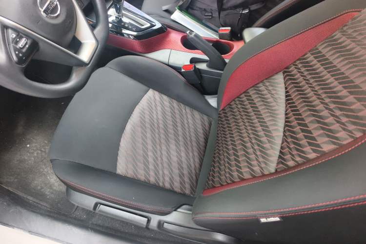 Used Nissan Lannia 2019 1.6L CVT Cool Edition China VI Left Front Seat