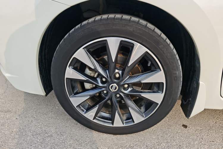 Used Nissan Lannia 2019 1.6L CVT Smart Connect Smart Cool Version China VI Standard Left Front Wheel Hub