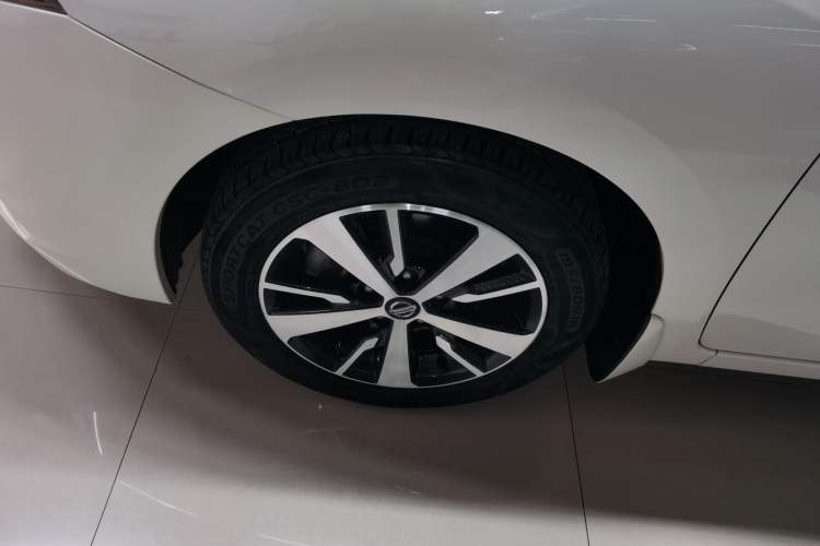 Used Nissan Lannia 2019 1.6L Manual Cool Edition China VI Left Front Wheel Hub
