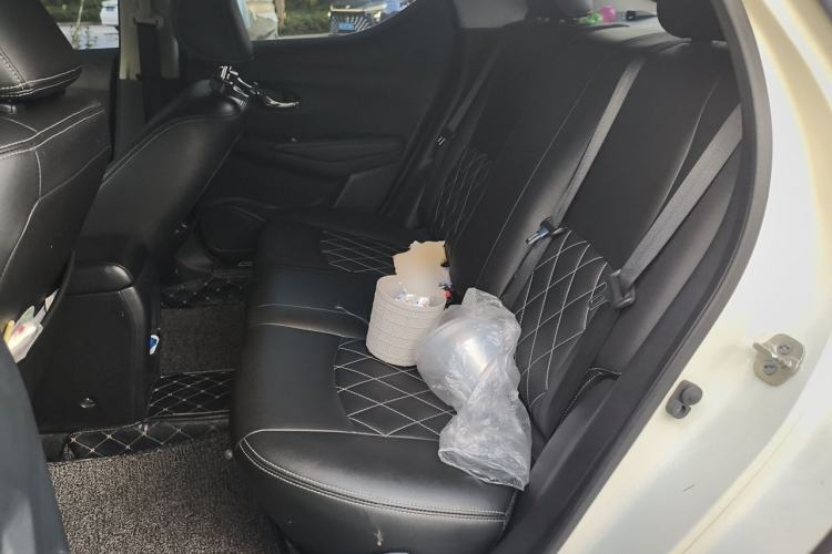 Used Nissan Lannia 2019 1.6L CVT Smart Connect Smart Cool Version China VI Standard Left Rear Seat