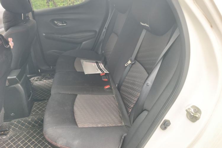Used Nissan Lannia 2019 1.6L CVT Smart Connect Smart Cool Version China VI Standard Left Rear Seat