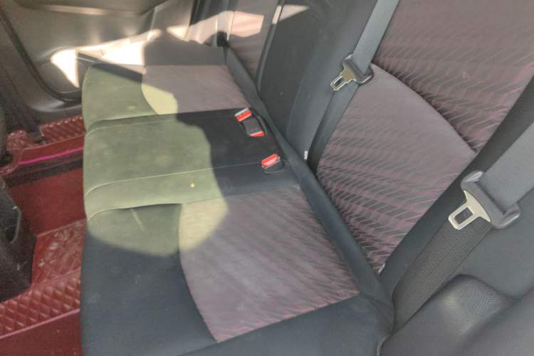 Used Nissan Lannia 2019 1.6L CVT Smart Connect Smart Cool Version China VI Standard Left Rear Seat
