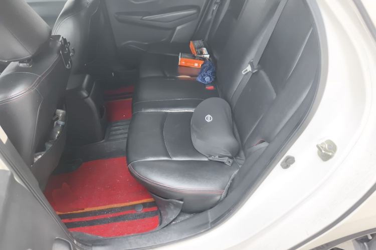 Used Nissan Lannia 2019 1.6L CVT Smart Connect Smart Cool Version China V Standard Left Rear Seat