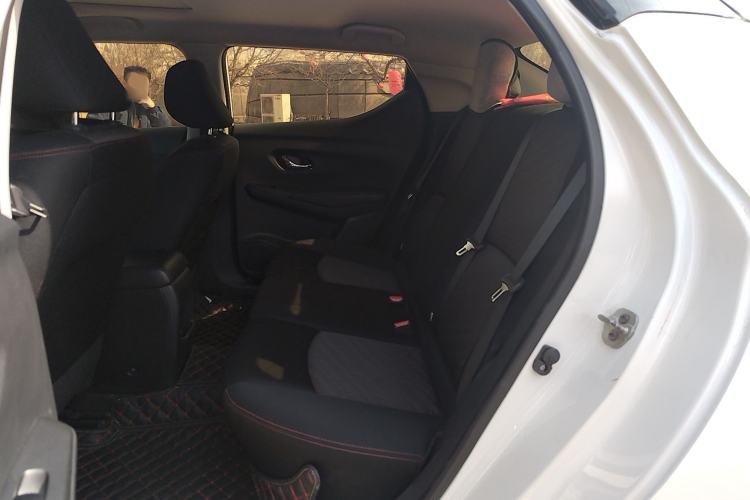 Used Nissan Lannia 2019 1.6L CVT Smart Connect Smart Cool Version China V Standard Left Rear Seat