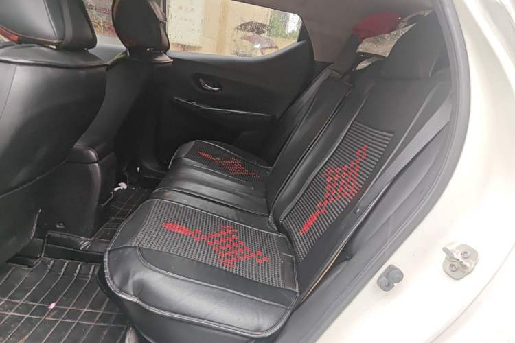 Used Nissan Lannia 2019 1.6L Manual Fashion Edition China V Standard Left Rear Seat