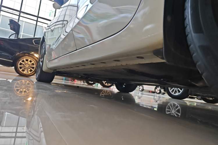 Used Nissan Lannia 2019 1.6L CVT Smart Connect Smart Cool Version China VI Standard Left Side Sill