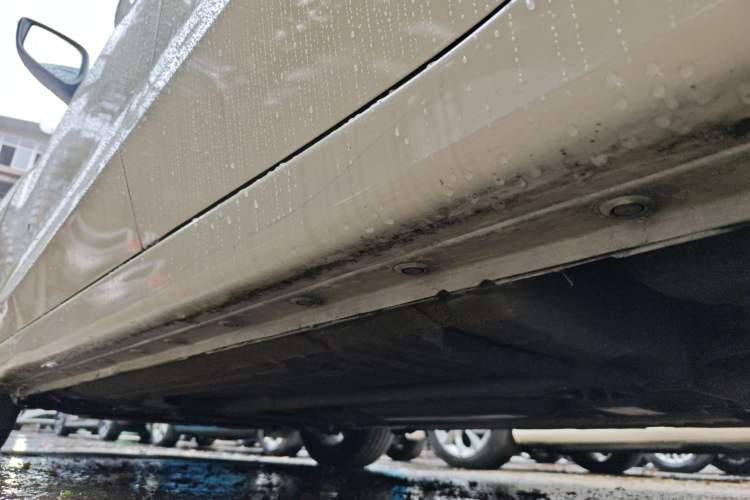 Used Nissan Lannia 2019 1.6L Manual Cool Edition China VI Left Side Sill