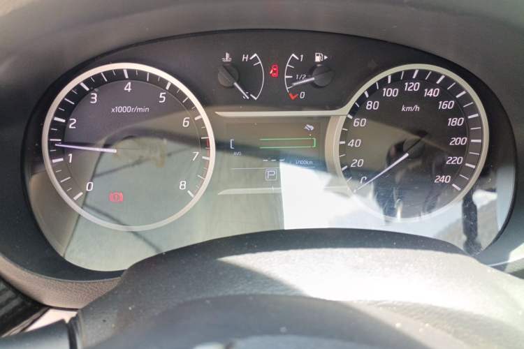 Used Nissan Lannia 2019 1.6L CVT Smart Connect Smart Cool Version China VI Standard Odometer Close Up