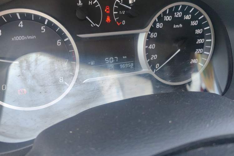 Used Nissan Lannia 2019 1.6L CVT Cool Edition China VI Odometer Close Up