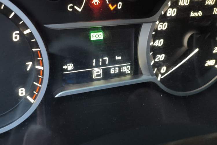 Used Nissan Lannia 2019 1.6L CVT Smart Connect Smart Cool Version China VI Standard Odometer Close Up