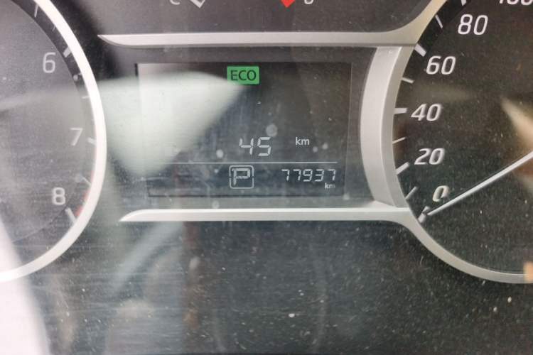Used Nissan Lannia 2019 1.6L CVT Smart Connect Smart Cool Version China VI Standard Odometer Close Up